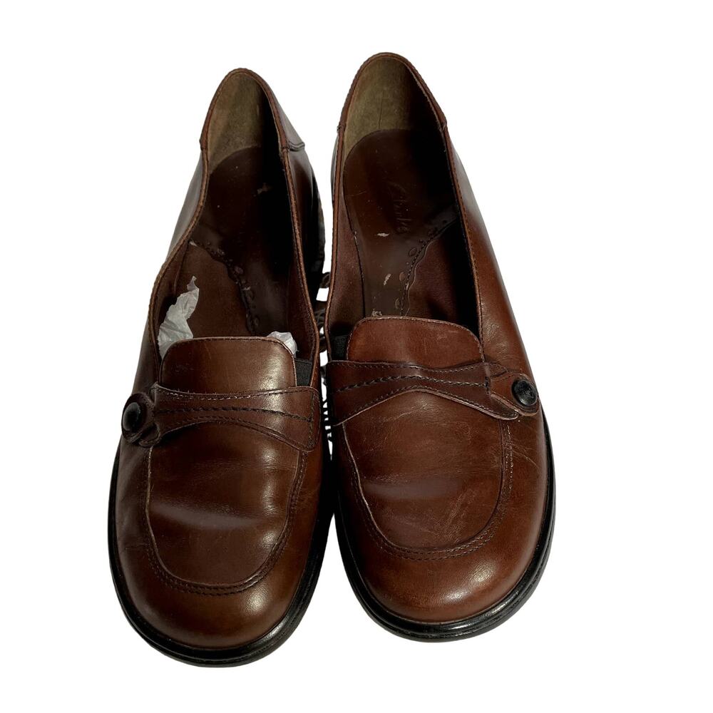 Clarks Women's Leather Loafers Size 8M Brazil Comfort Shoes flaws